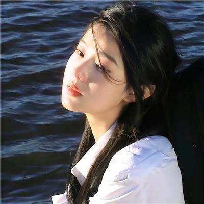 艾莎 封面